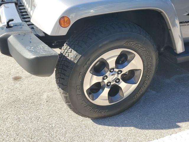 2016 Jeep Wrangler Unlimited Sahara