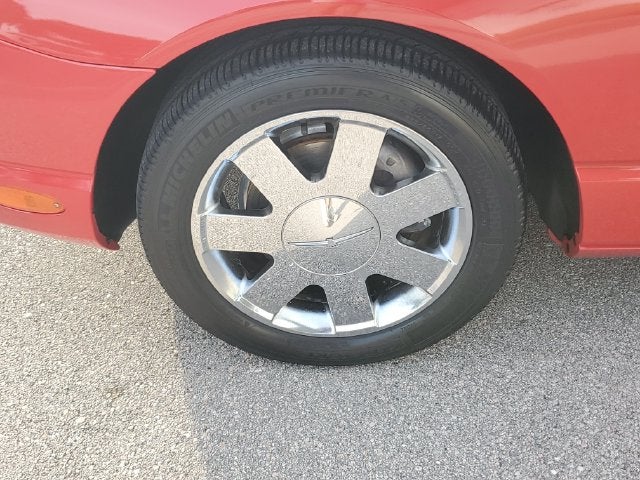 2002 Ford Thunderbird Base