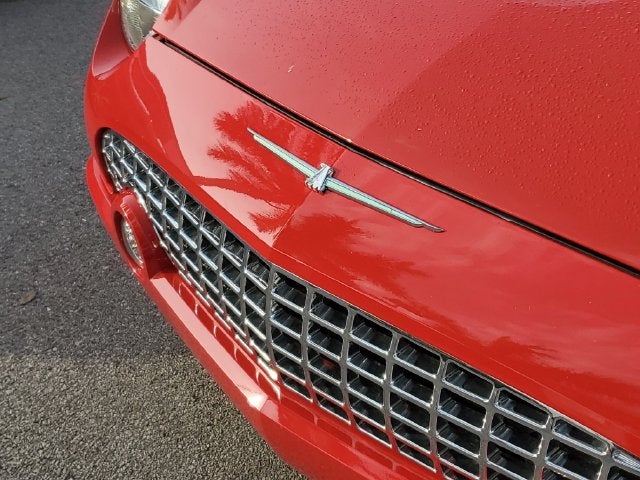 2002 Ford Thunderbird Base