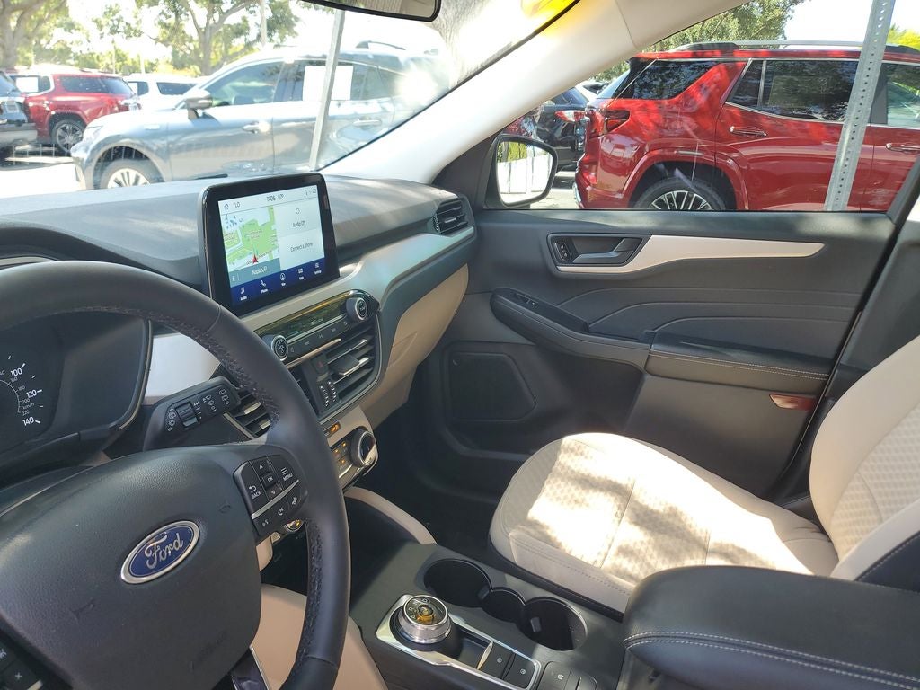 2022 Ford Escape SE