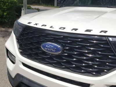 2022 Ford Explorer ST-Line