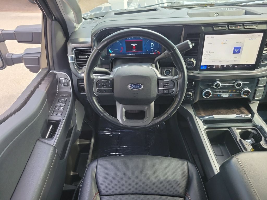 2023 Ford F-350 LARIAT