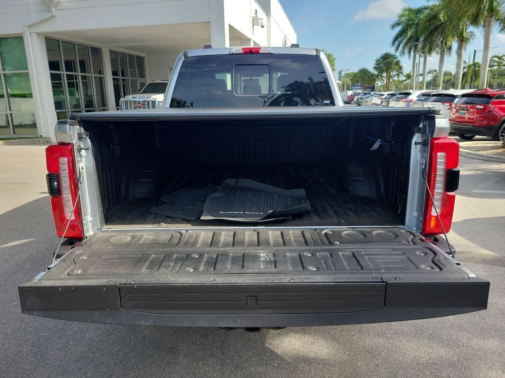 2023 Ford F-350 LARIAT