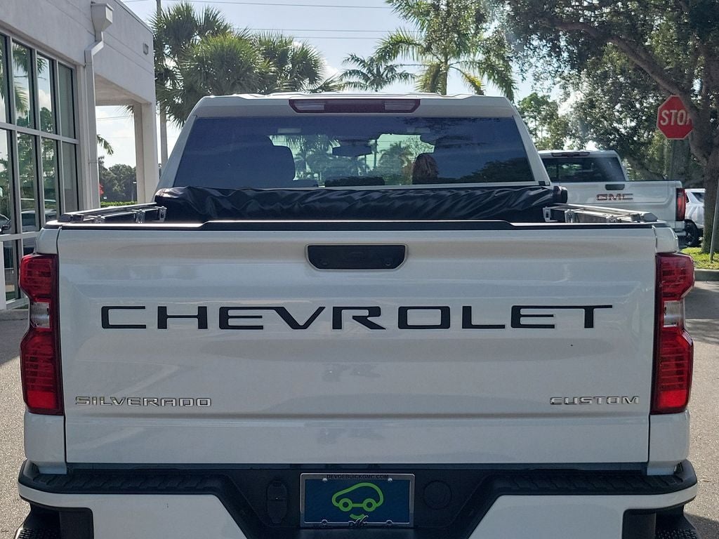 2025 Chevrolet Silverado Custom
