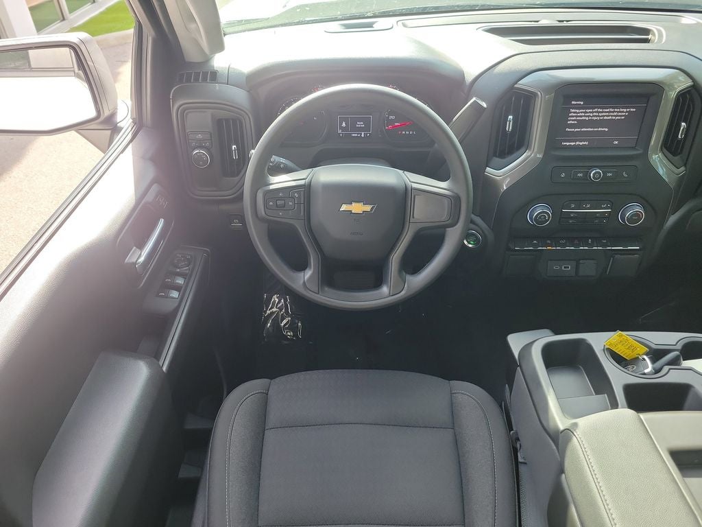 2025 Chevrolet Silverado Custom