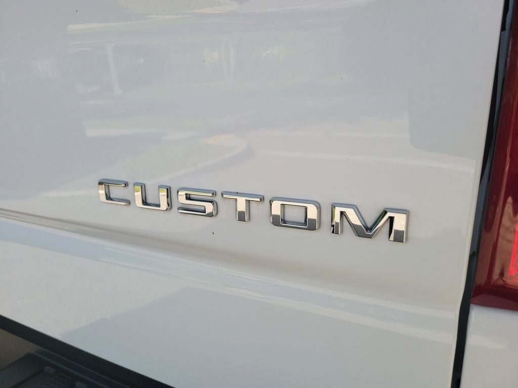 2025 Chevrolet Silverado 1500 Custom - Photo 28