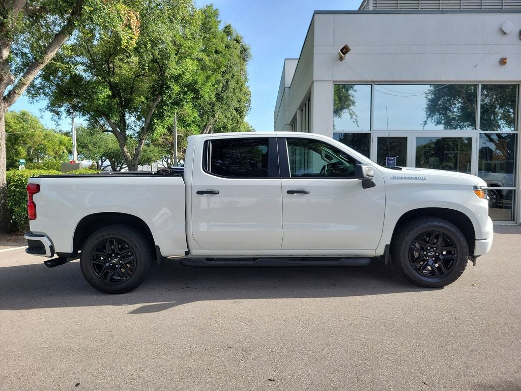 2025 Chevrolet Silverado Custom