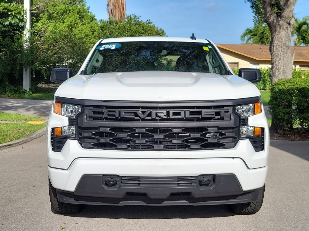 2025 Chevrolet Silverado Custom