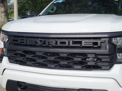 2025 Chevrolet Silverado Custom