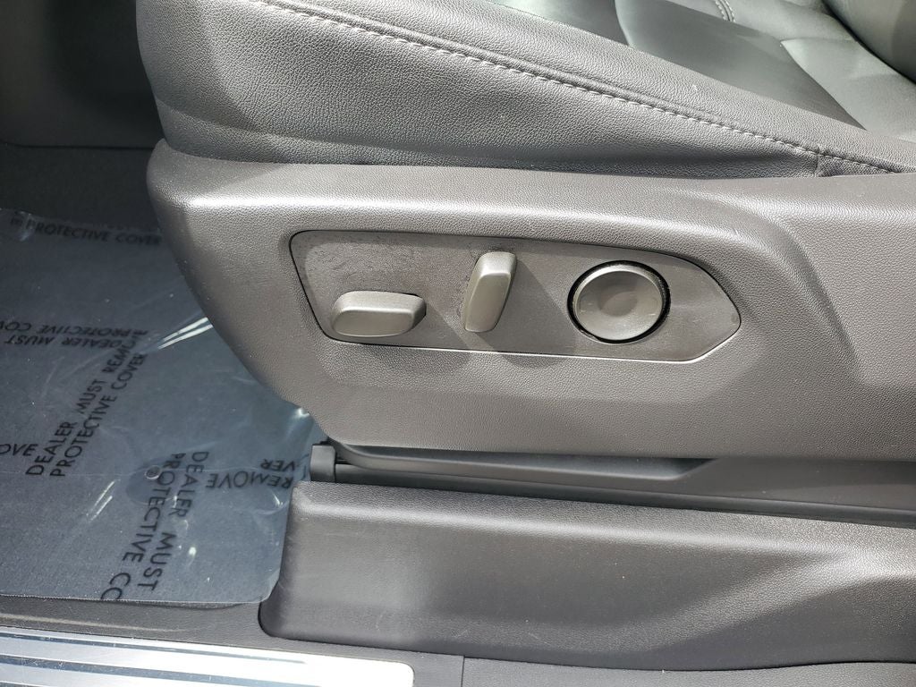 2023 Chevrolet Silverado RST