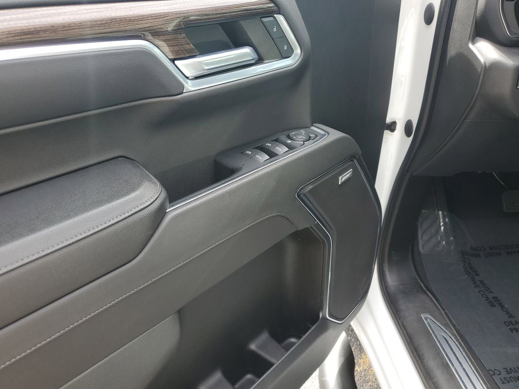 2023 Chevrolet Silverado RST