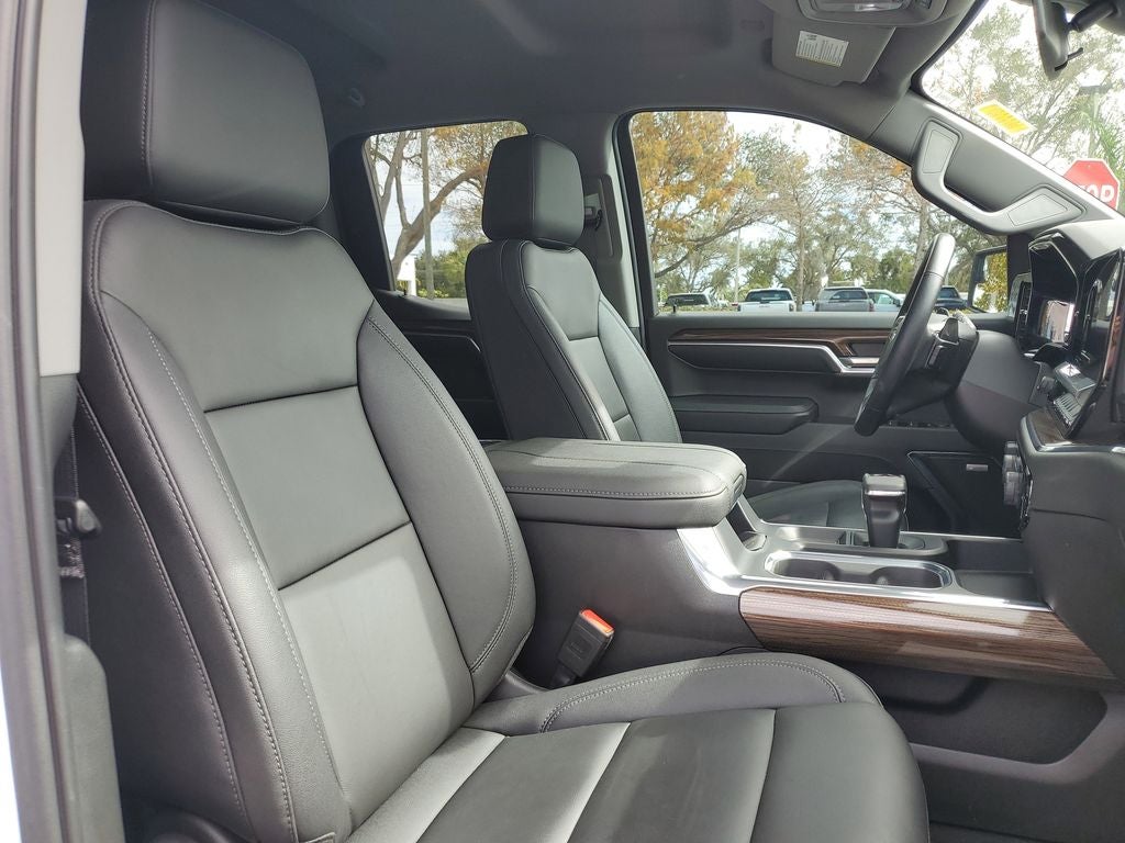 2023 Chevrolet Silverado RST