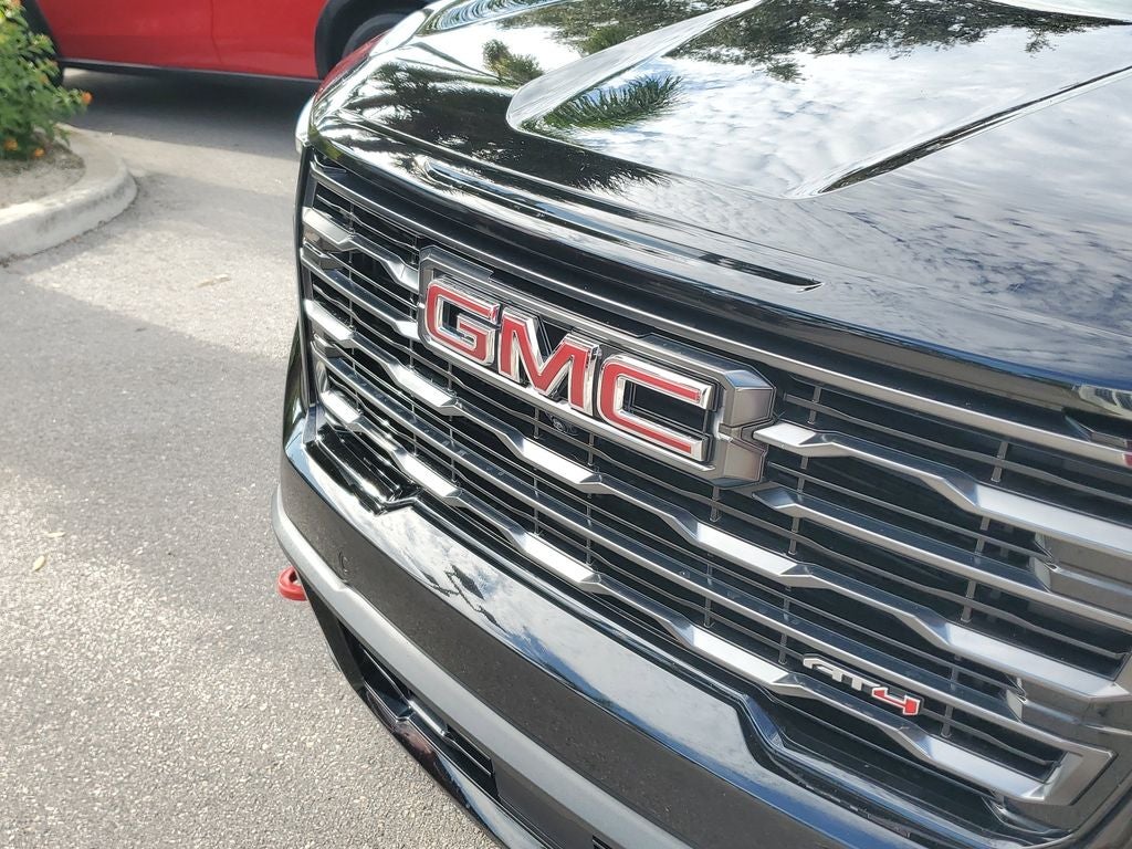 2024 GMC Acadia AWD AT4