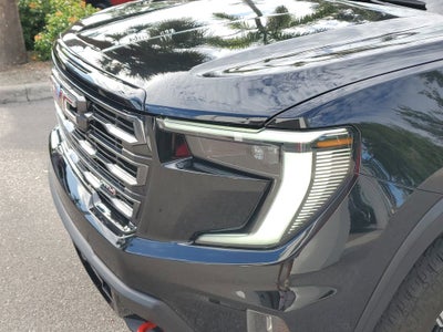 2024 GMC Acadia AWD AT4