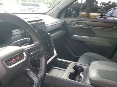 2024 GMC Acadia AWD AT4