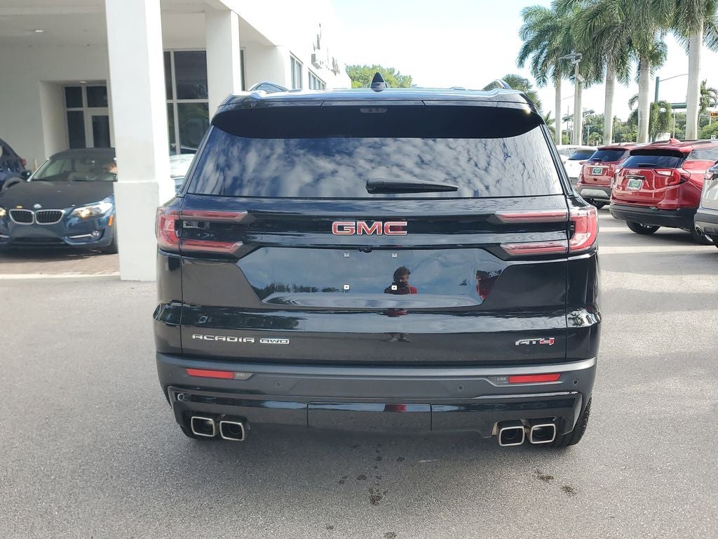 2024 GMC Acadia AWD AT4
