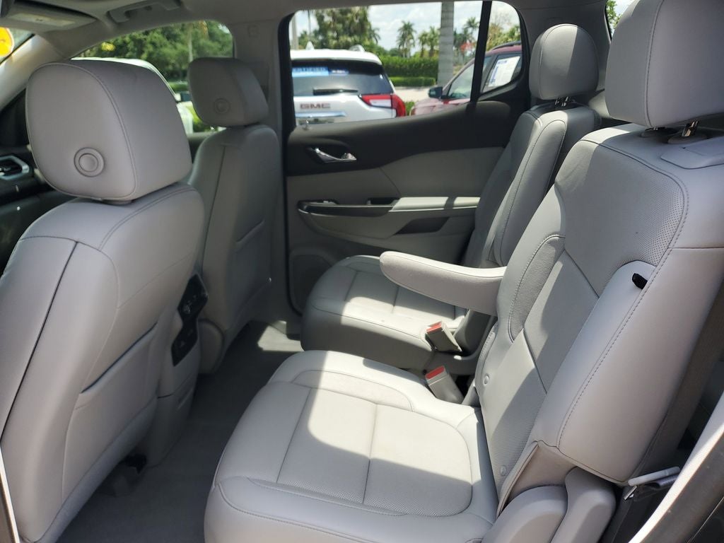 2020 GMC Acadia SLT
