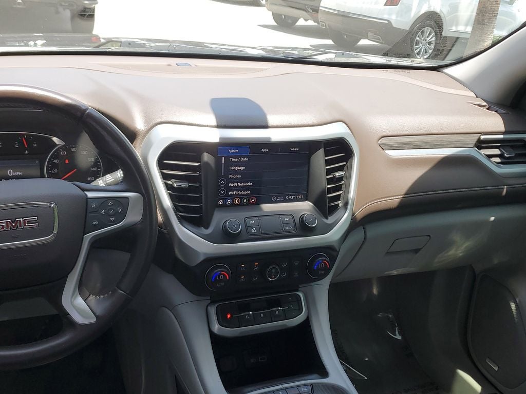2020 GMC Acadia SLT