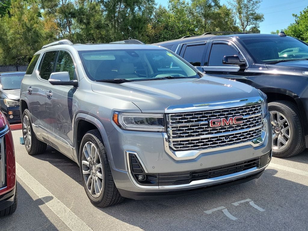 2023 GMC Acadia Denali