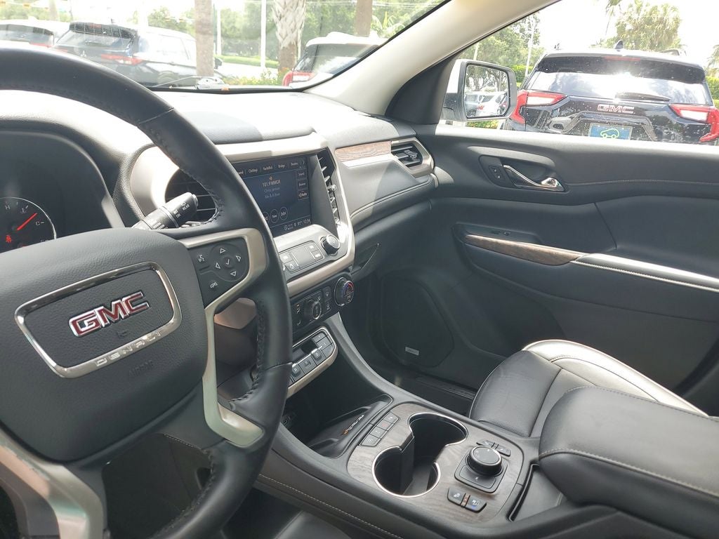 2021 GMC Acadia Denali