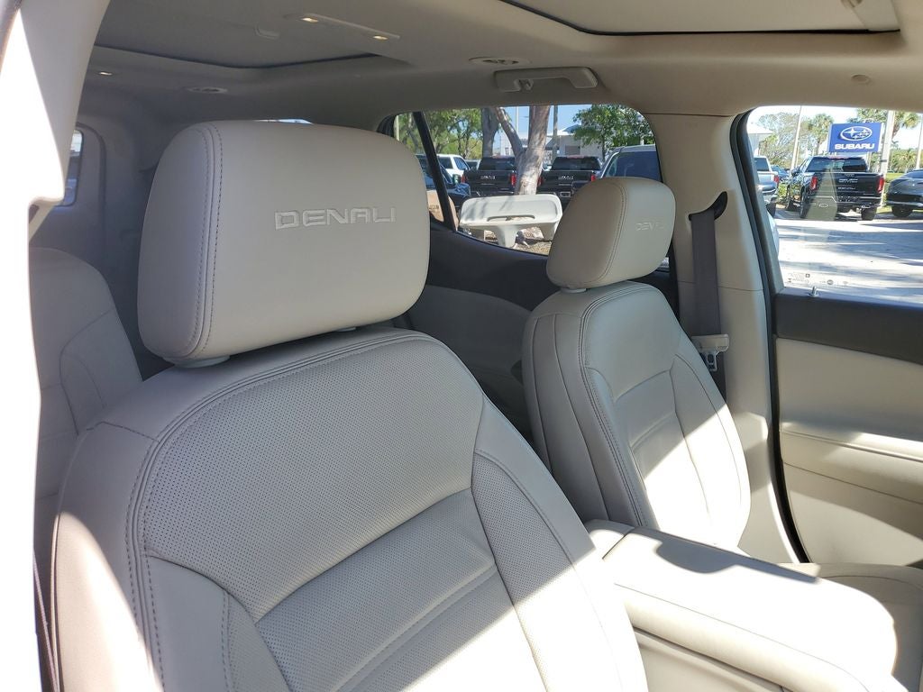 2017 GMC Acadia Denali