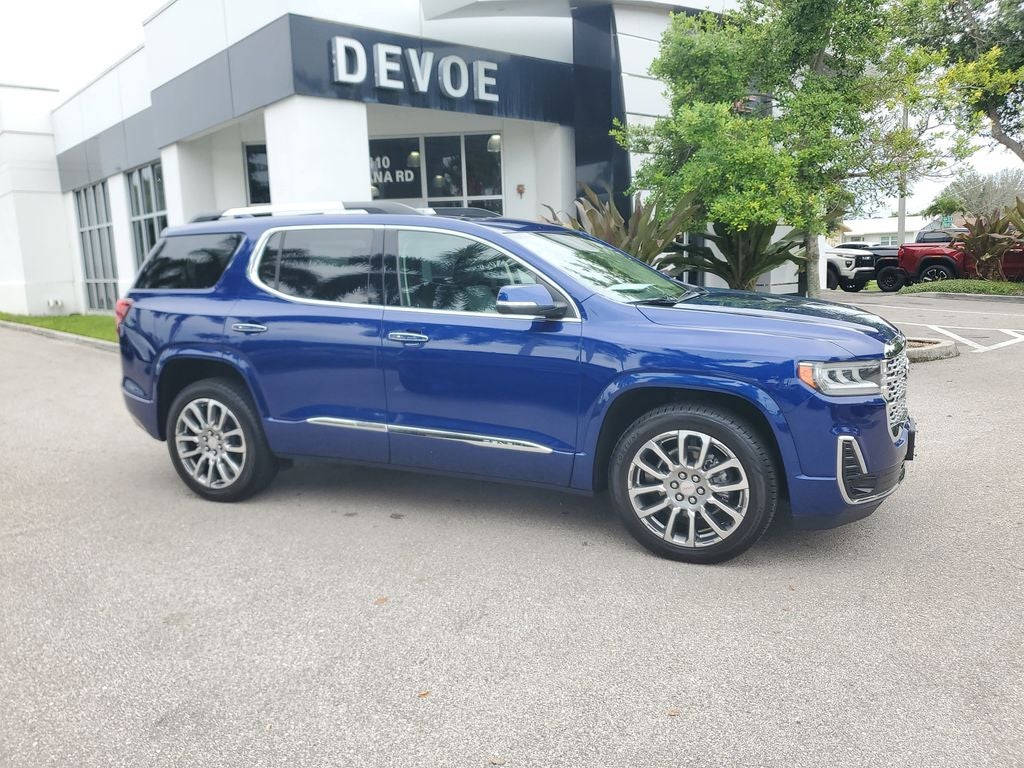 2023 GMC Acadia Denali