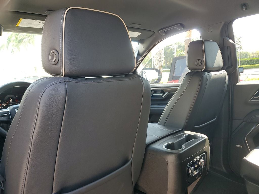 2025 GMC Yukon XL Elevation