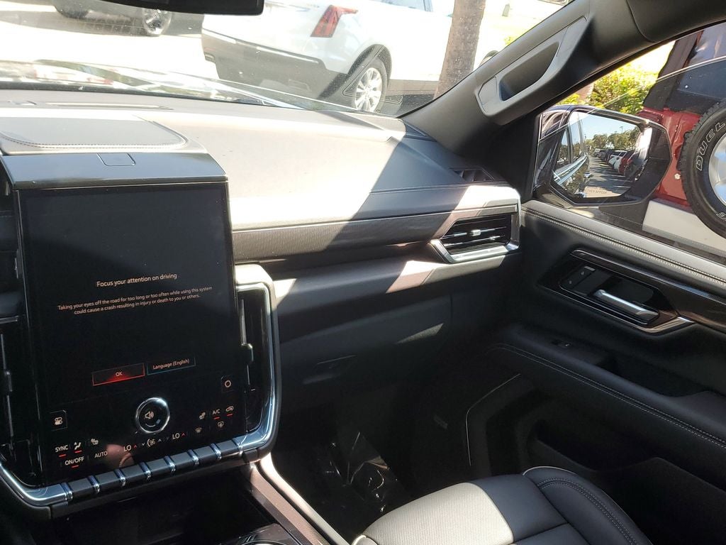 2025 GMC Yukon XL Elevation