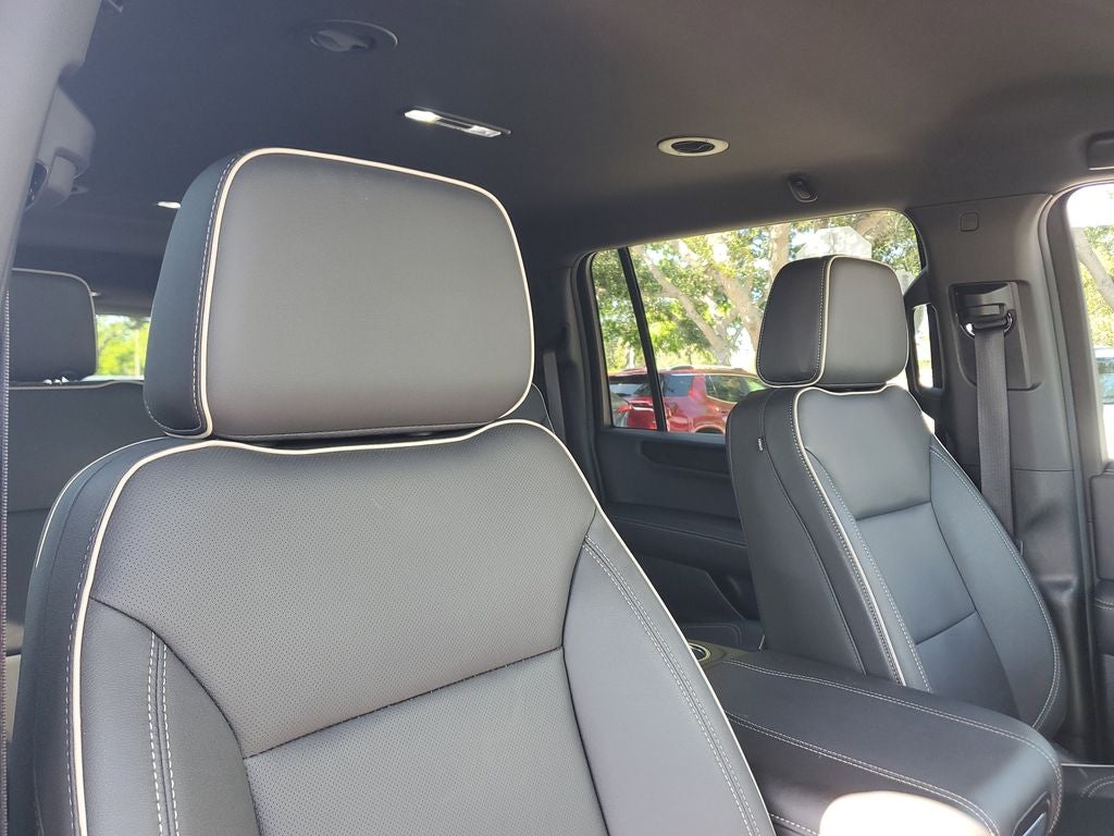 2025 GMC Yukon XL Elevation