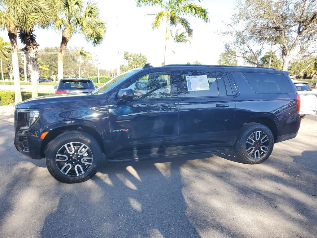 2023 GMC Yukon XL AT4