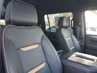 2023 GMC Yukon XL AT4