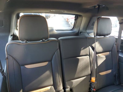 2023 GMC Yukon XL AT4