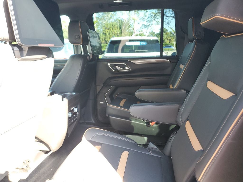 2021 GMC Yukon XL AT4