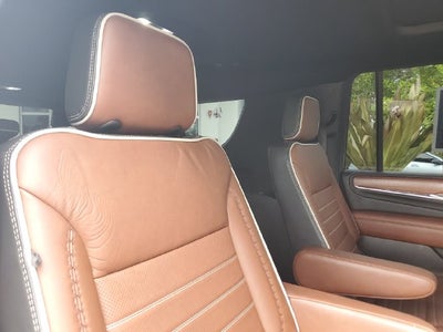 2023 GMC Yukon XL Denali Ultimate