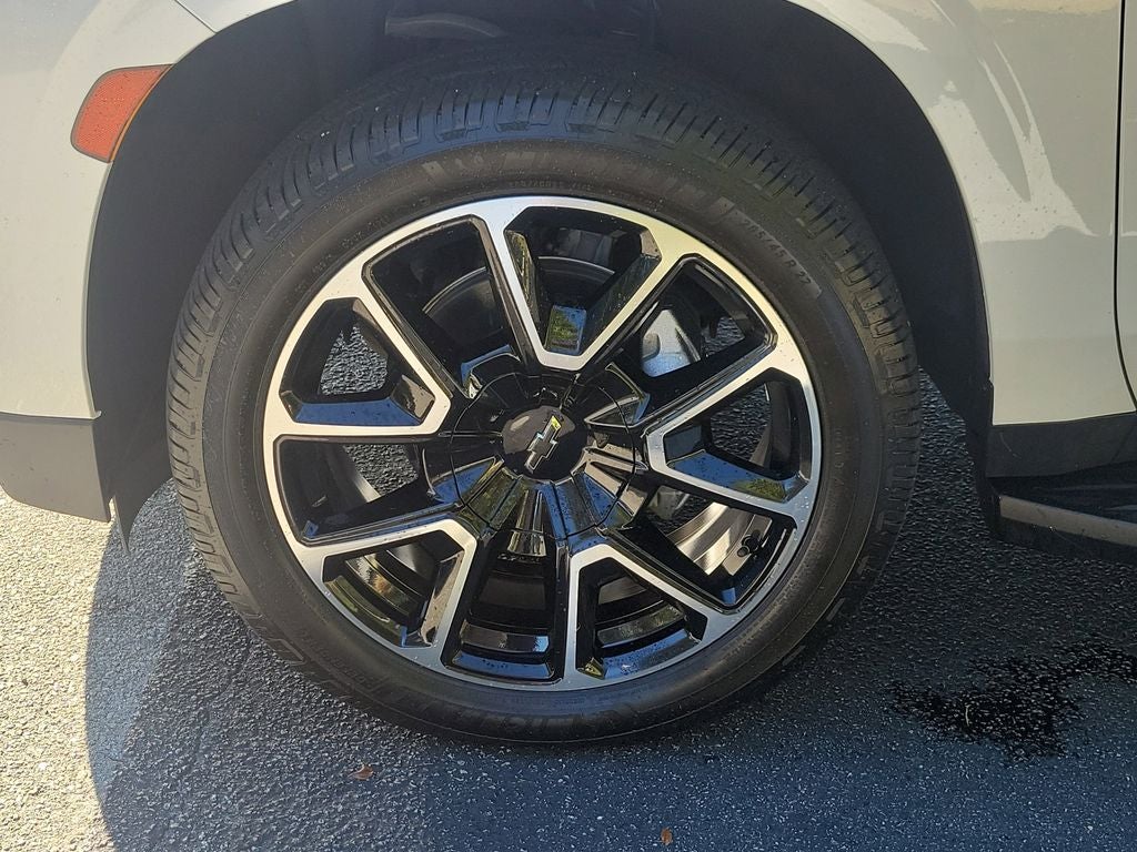 2022 Chevrolet Suburban RST