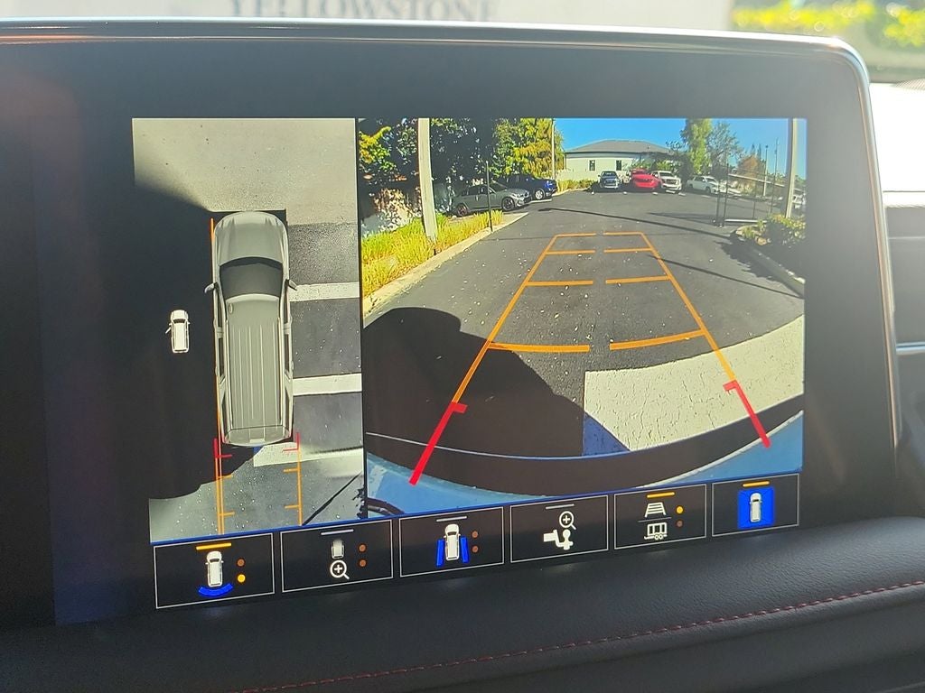 2022 Chevrolet Suburban RST