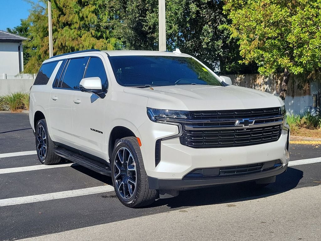 2022 Chevrolet Suburban RST