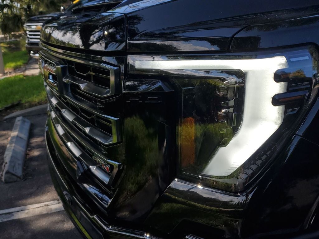 2024 GMC Sierra AT4