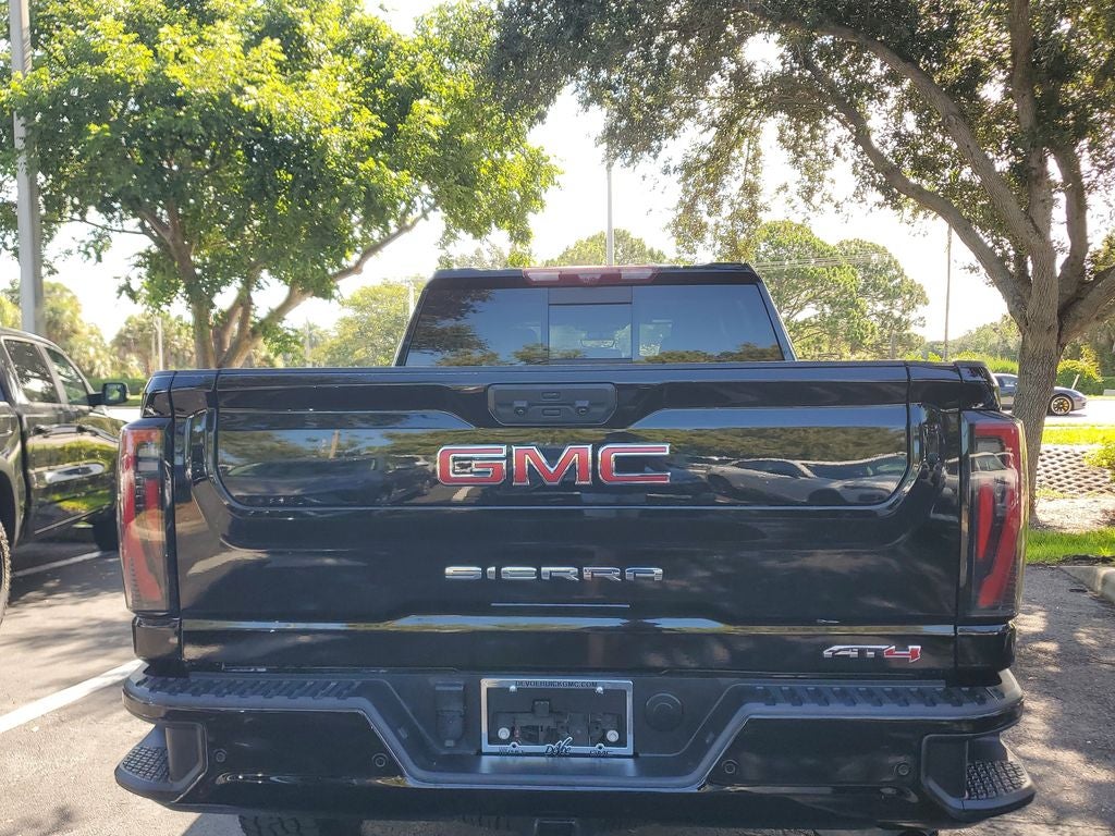 2024 GMC Sierra AT4