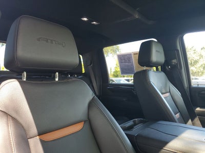 2024 GMC Sierra AT4