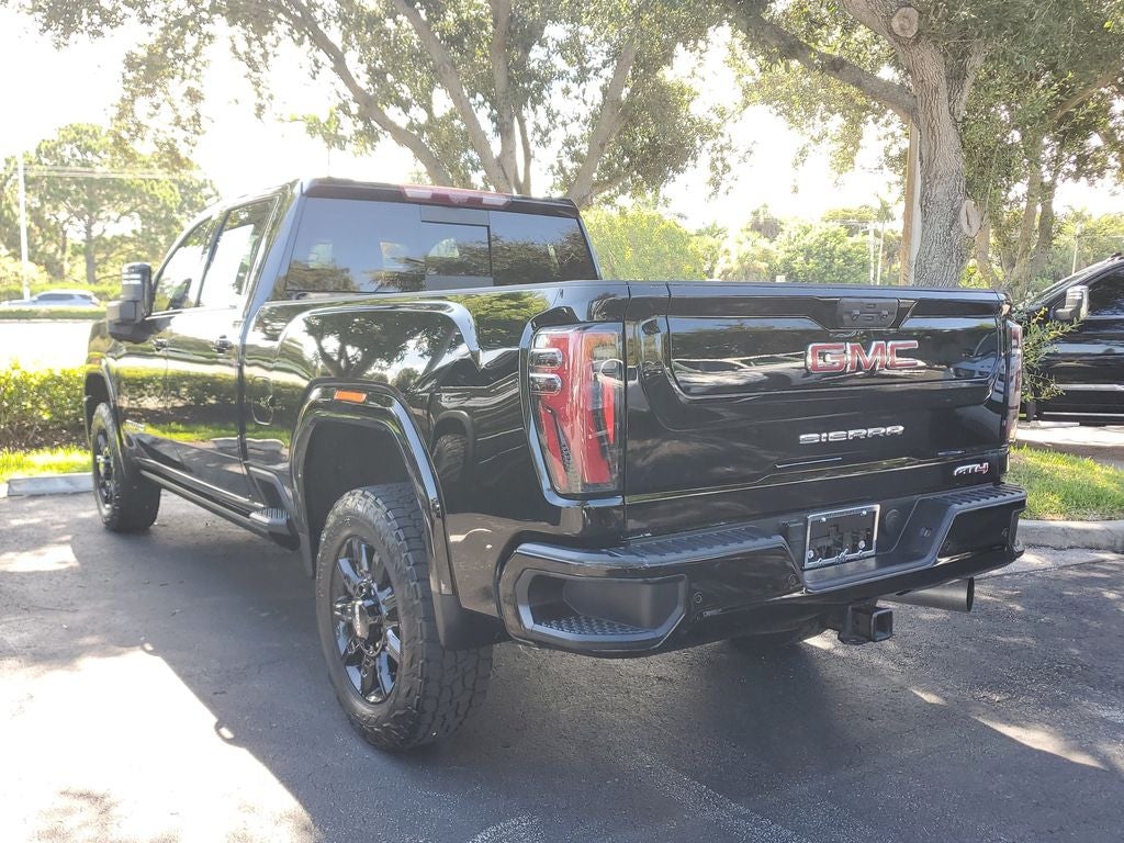 2024 GMC Sierra AT4