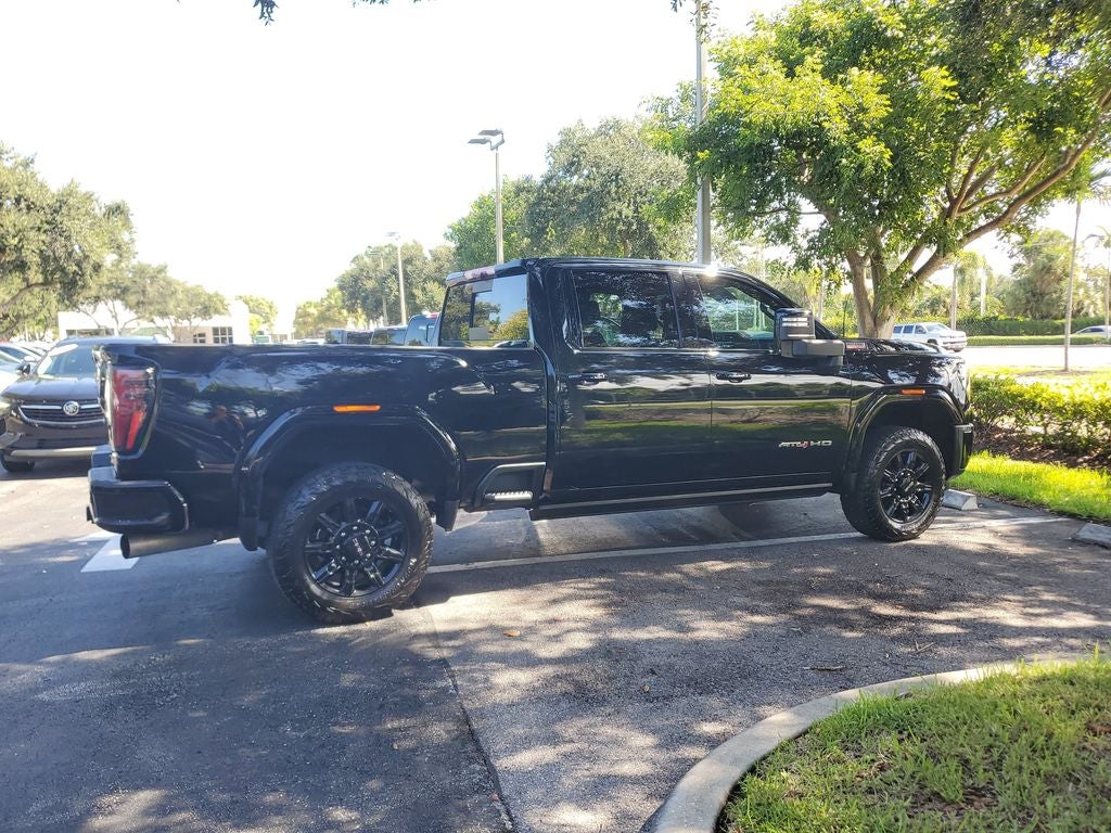 2024 GMC Sierra AT4