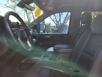 2023 GMC Sierra Denali