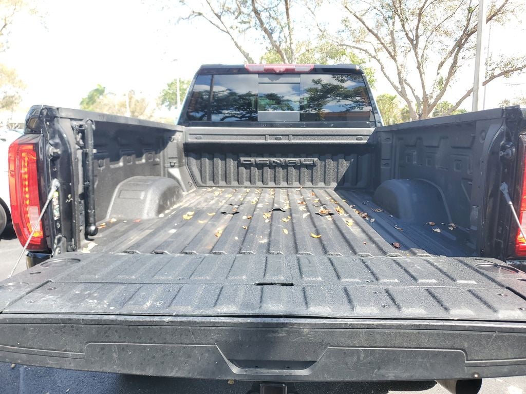 2023 GMC Sierra Denali