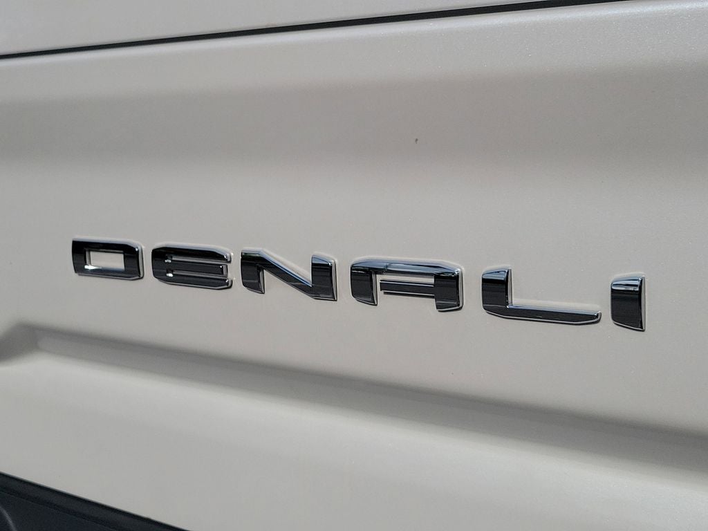 2024 GMC Sierra Denali
