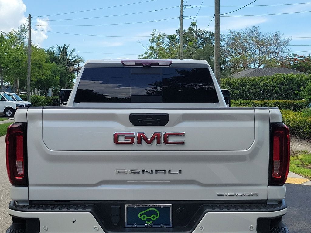 2023 GMC Sierra Denali