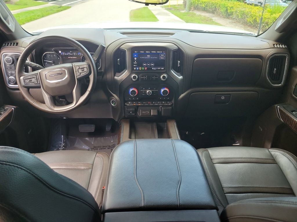 2023 GMC Sierra Denali