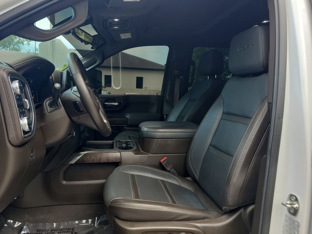 2023 GMC Sierra Denali