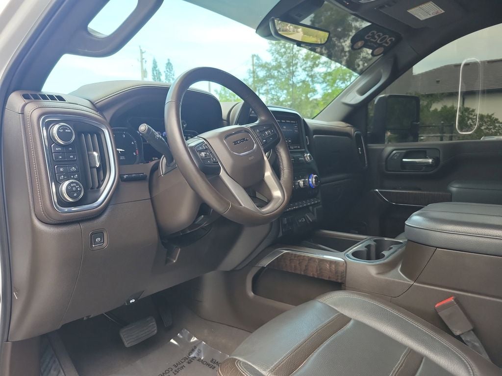 2023 GMC Sierra Denali