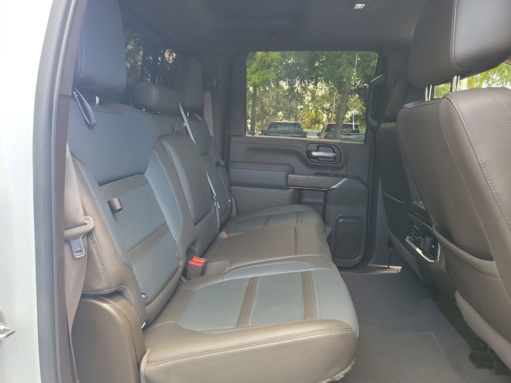 2023 GMC Sierra Denali